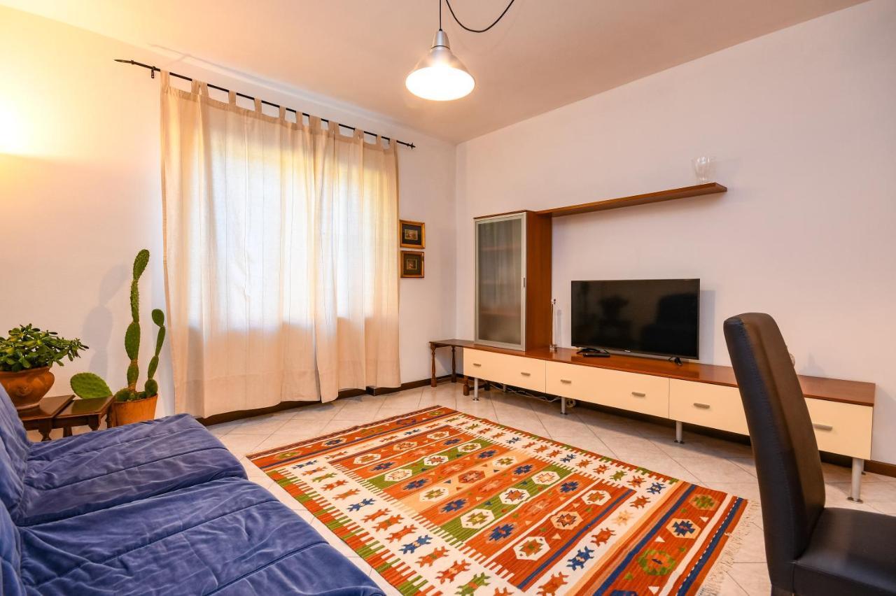 Desenzanoloft Yellow Apartment Десенцано дел Гарда Екстериор снимка
